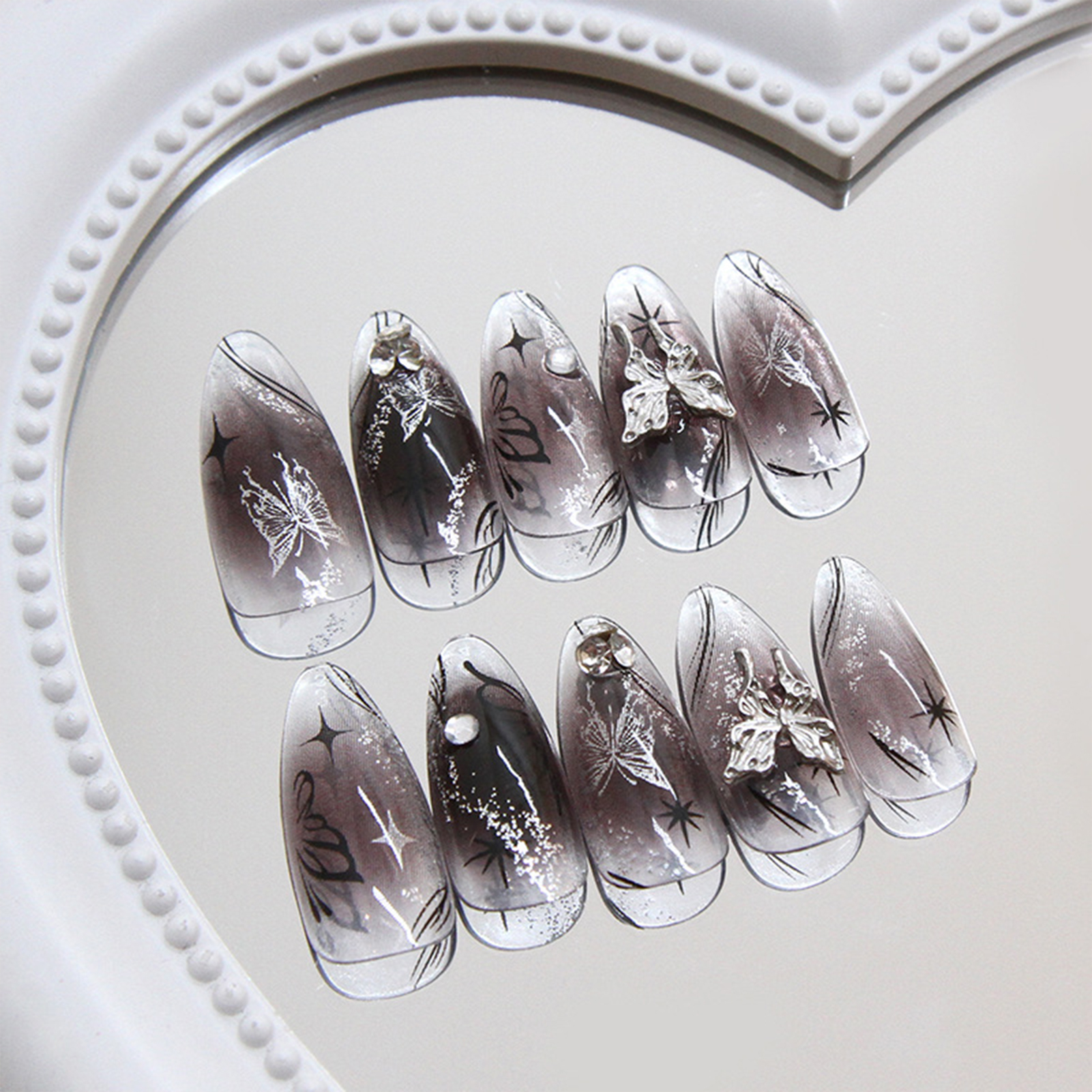 24PCS Long Press On NailsStile - Resin Art Kits recensie en prijs